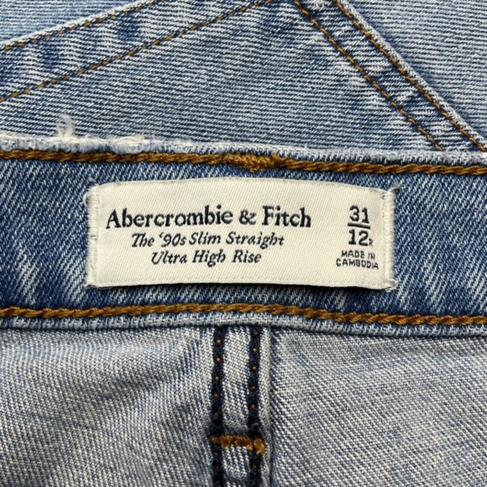 A&F 90’s Slim Straight Jean 31 Regular Criss Cross Asymmetric Medium Wash - Picture 7 of 9